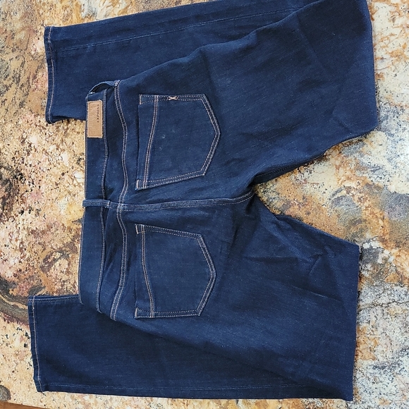 NWOT Express Jeans - Picture 3 of 3